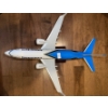 Image 5 : Collectable Model Airplanes ft. Boeing 737-300 & More 15L