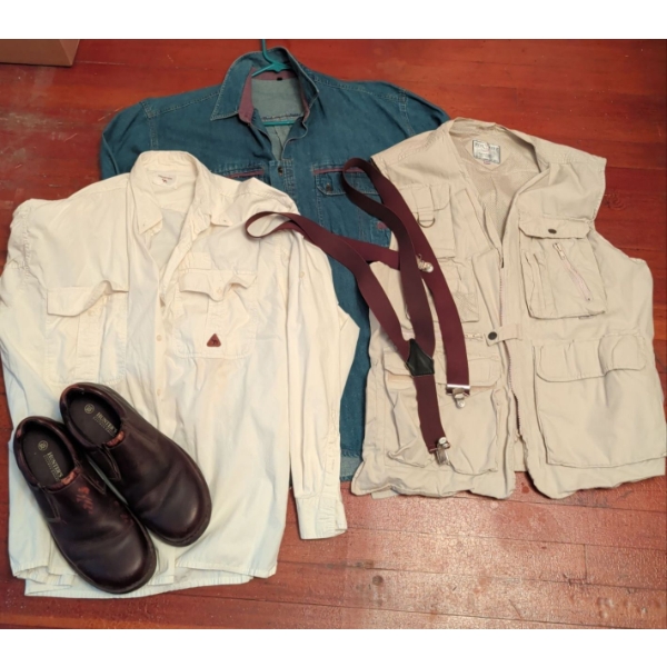Men's Outdoor Apparel & Accessories - Size L Shoes 10 - Camel & More