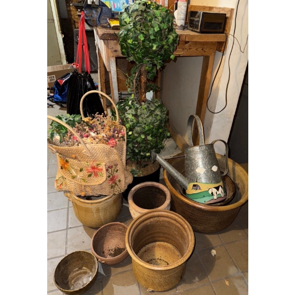 Garden Decor Lot