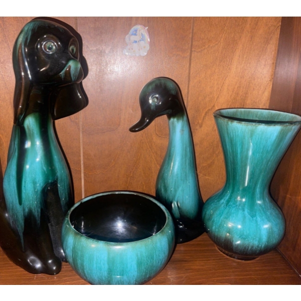 Blue Mountain Pottery Collection 16T