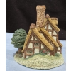 Image 4 : Hand Carving 'Pilgrims Rest' By David Winter 