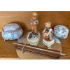 Image 1 : Winding Music Box Duo w/ Goebel Hummel Figurines 7T