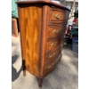 Image 2 : Bed Dresser (38" X 19" X 48" )