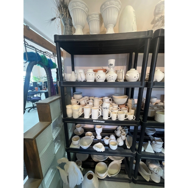 ceramic cups flower pots and rack all included