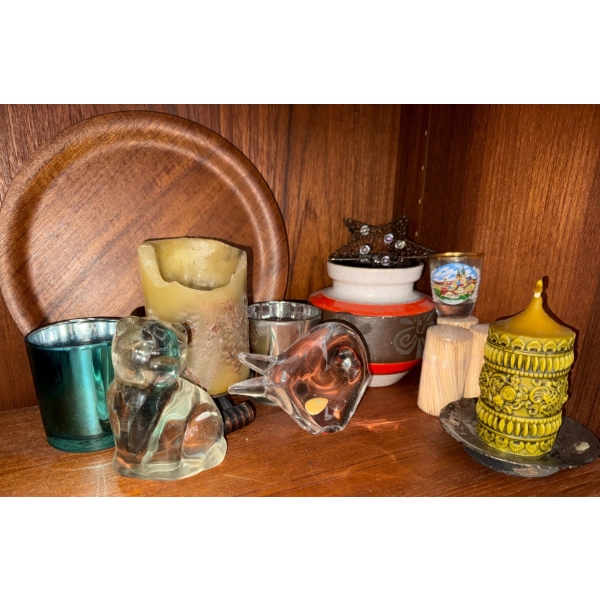 Clear Glass Collectible Cat & Fish w/ Vintagle Collectibles & Candles