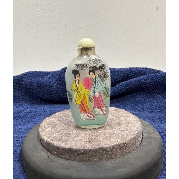 Hand Painted Ladies Wispering Glass Snuff Bottle with Spoon 3H