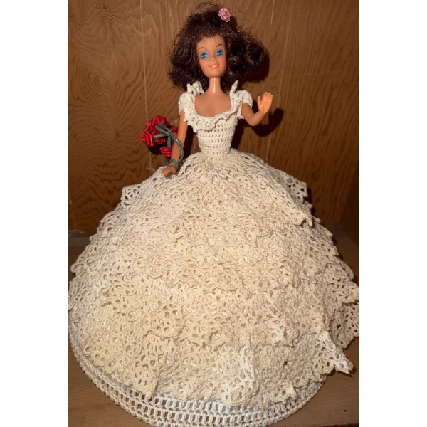 Vintage Barbie w/ Handmade Crochet Gown 14T Bride White Lace