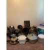 Image 1 : Cookware, Bakeware, and Kitchen Storage Items