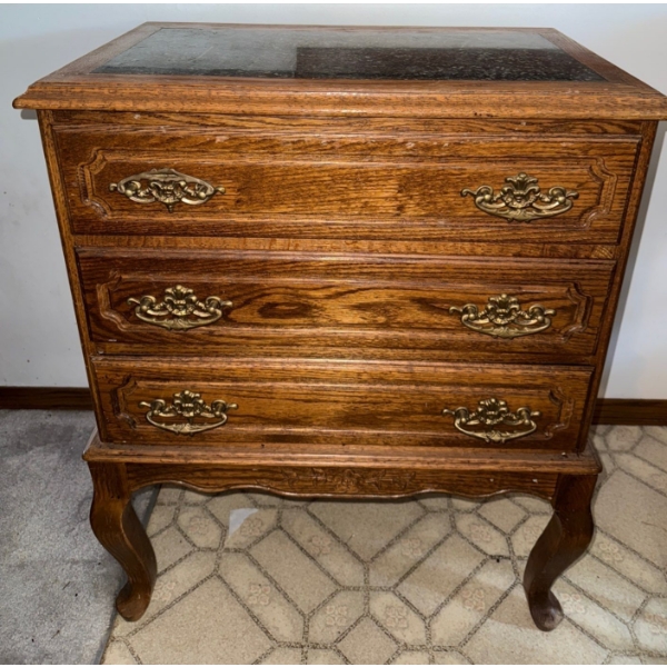 French Louis XV Style Oak 3 Drawer Chest 28T