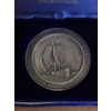 Image 2 : 1974 Newfoundland 25th Anniversary of Confederation 2oz. Silver Medal in Case