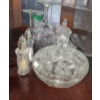 Image 1 : Assorted Glassware: Vase w/ Green Detail  6 T, Candy Dish Bowl 7 " Diameter, Wine Glasses and More!