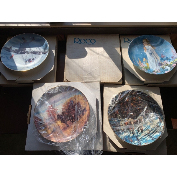 Decorative Plates Collection 