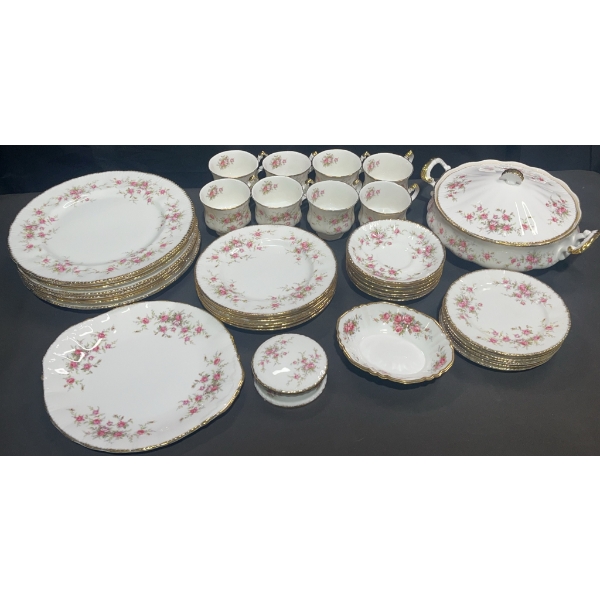 Paragon Victoriana Rose Fine Bone China Dinnerware Set