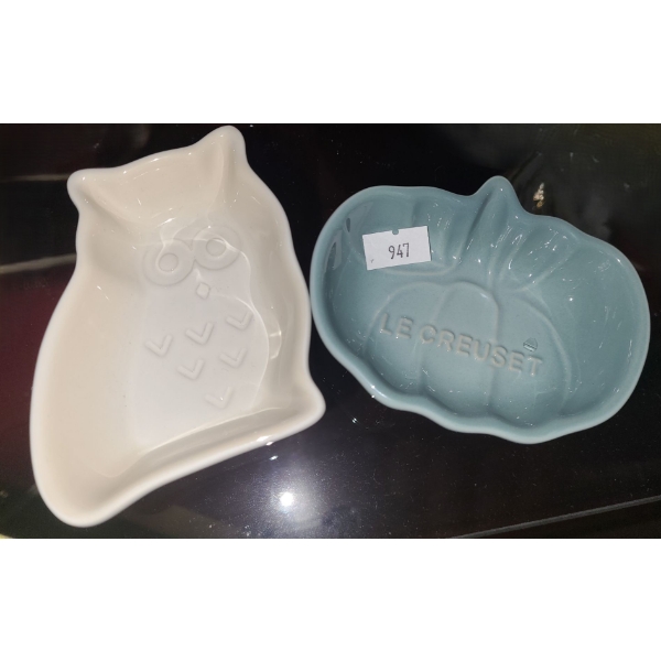 Le Creuset Owl and Pumpkin Halloween Mini Bowls- Owl: 4 L, 3.5 W