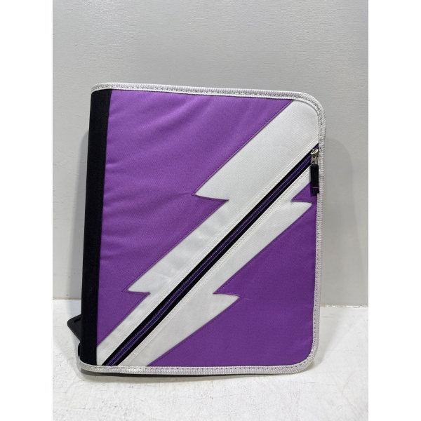 Binder of Upper Deck 2007-08 Hockey Cards