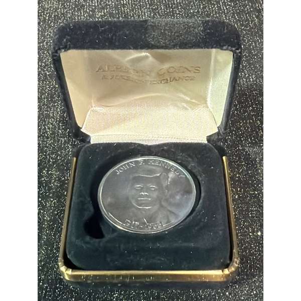 1963 John F Kennedy & Marilyn Monroe Commemorative Medallion