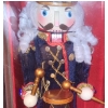 Image 2 : Bombay Company "Parade Soldier" Nutcracker 21 T (New in Box)