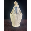 Image 12 : 3 Tengra Hand Made in Spain Porcelain Lady Figurines