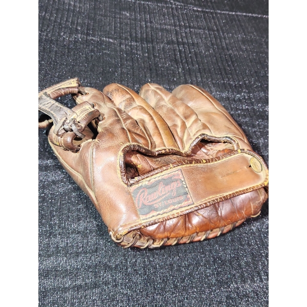Vintage Leather Baseball Glove