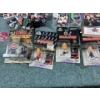 Image 4 : Headliners Collectable Figures & Signed Hockey Memorabilia