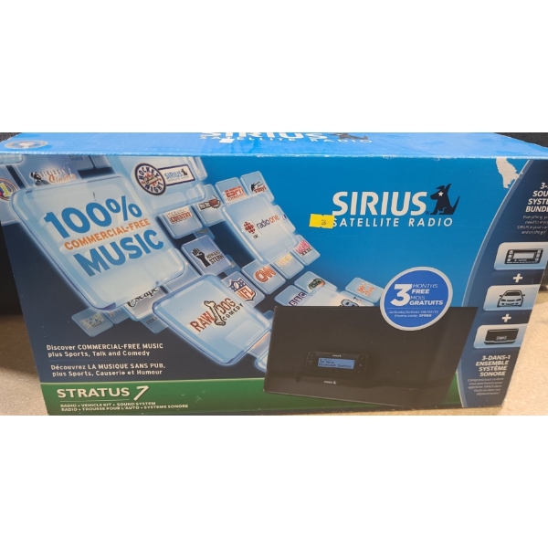 Sirius Stratus 7 Model SV7-BXC3 Satellite Radio Sound System Bundle 