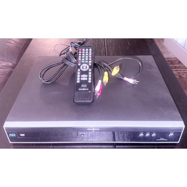 Insignia NS-BRDVD Blu-ray Disc Player with Remote and AV Cables