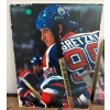Image 6 : Wayne Gretzky Memorabilia Including Sports Illustrated Covers and Photos