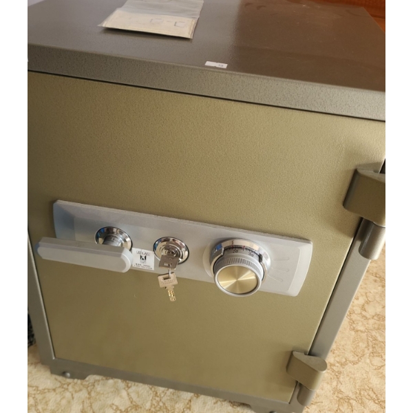 Safe (Cannot be Opened- Combination Unknown/ Keys Provided But Combo Locked) 20 W, 20 D, 26.5 T 