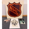 Image 2 : NHL Memorabilia Featuring Gretzky and Gordie Howe Items