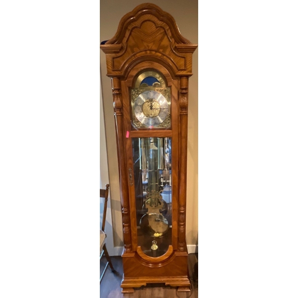 Large Wooden Grandfather Clock - 25W, 17D, 85T
