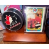 Image 2 : The VCR Hockey Game, McDonalds Mini Jersey Stand & Collectible Puck & Card Stand