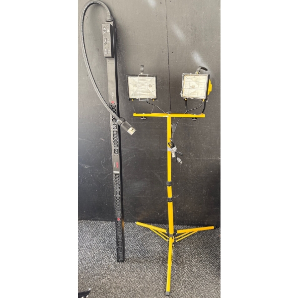 XL Vertical Power Distribution Unit PDU w/ Portable LED Work Light Tripod