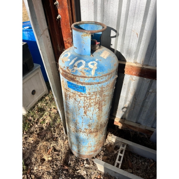 Propane tank 
