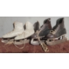 Image 2 : Vintage Youth Ice Skates (2 Pairs) 