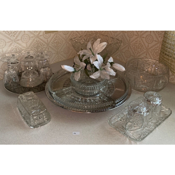 Lovely Crystal Dishware Set 