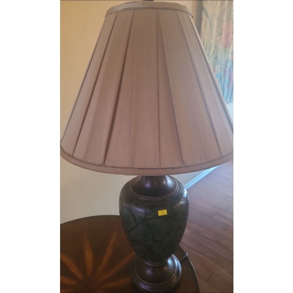 Table Lamp with Urn Design (23"T, 7"W at Base)
