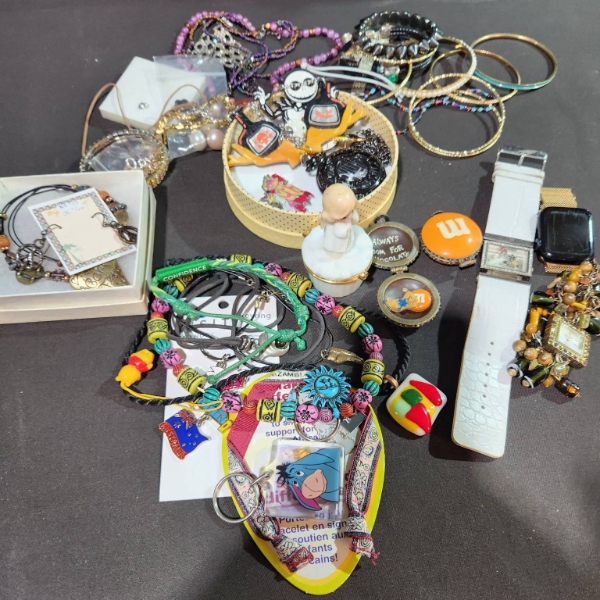 Fashion Watches, Jewelry, Keychains, and Trinkets Collection