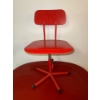 Image 2 : Playroom Round Table w/ 1 Chair 49"Diameter