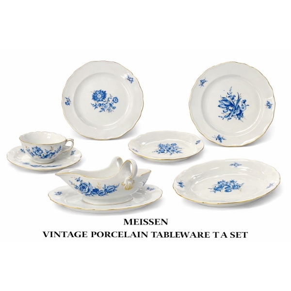 Fine MEISSEN Porcelain Dining Service Hand Painted 24 K Gold Scalloped Rim 62 pieces 