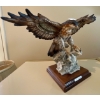Image 1 : Hawk Decor 