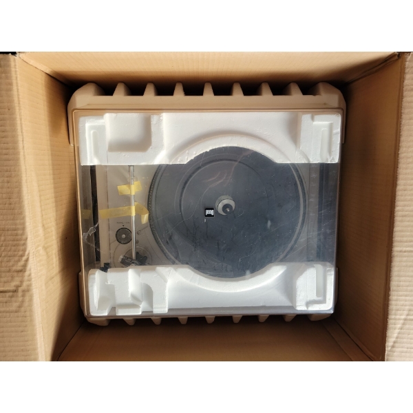 DUAL Turntable In Original Box Mo. AT-LP70X-BZ