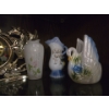 Image 3 : Various Home Decor Items (Clock is Plastic) 
