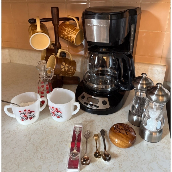 Java Lovers Essentials - Hamilton Beach 12 Cup Coffee Maker Milk Glass Cream/Sugar