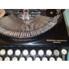 Image 4 : Vintage Remington Manual Typewriter with Carrying Case