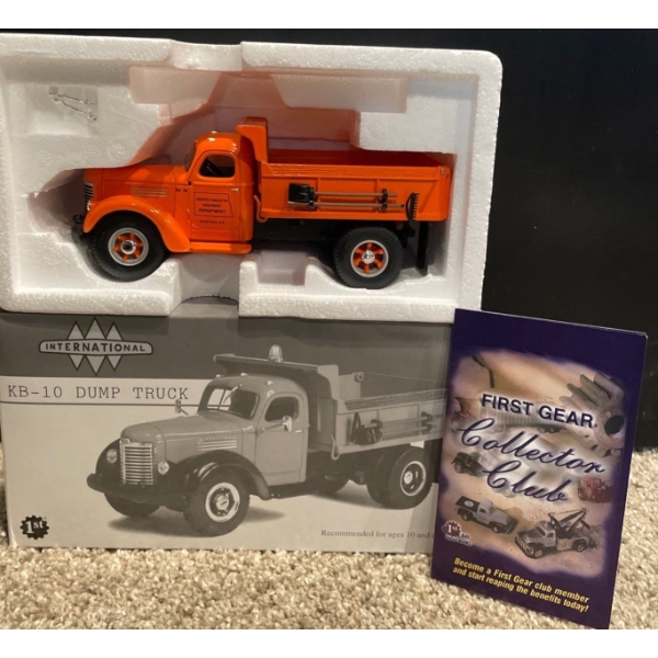 International KB-10 Dump Truck 1/34 Scale 