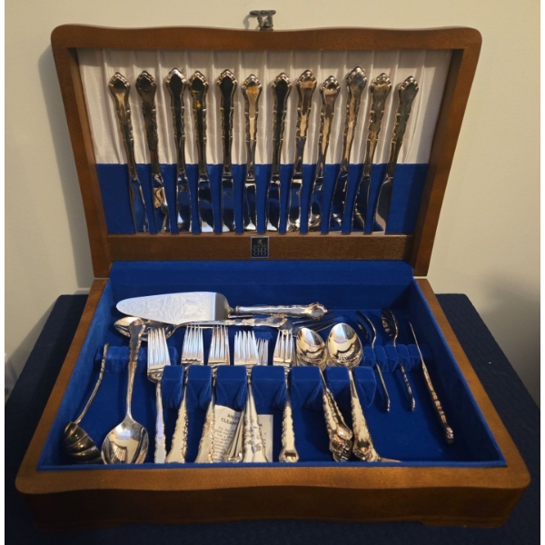 Birks Cutlery Box w/ Rogers and Bros Silver Plated Cutlery Collection Inside 
