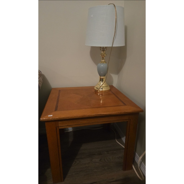 Wooden Side Table (24W, 22D, 20T) w/ Lamp (24T) 