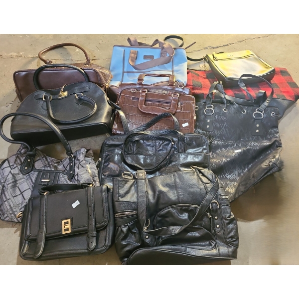 Assortment of Women's Purses- Aldo, Ardene, DKNY and More!