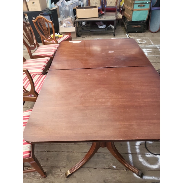 Double Pillar Mahogany Table Set (5 Chairs & 2 Leaflets Included) (Measurements in Description)