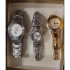 Image 1 : Ladies Watch Collection w/ Jewellery Organizer